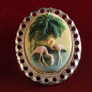 Tropical Flamingo 3D Cameo Brooch/Pendant